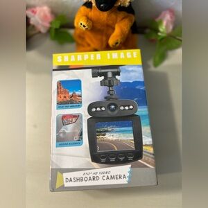 Sharper Image Dashboard Camera 📸🚙 
(SD card included)
